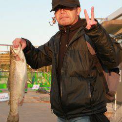 としまえんフィッシングエリア 釣果