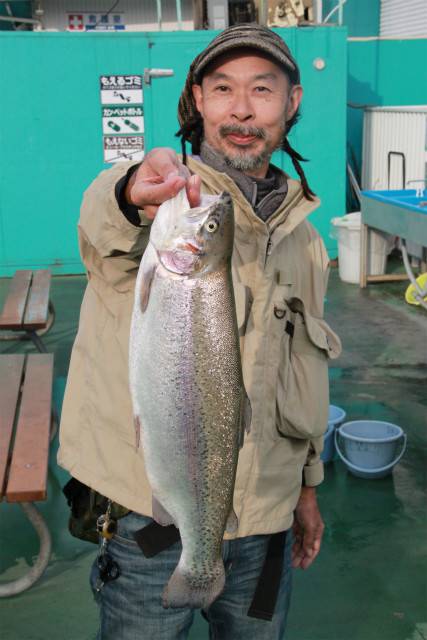 としまえんフィッシングエリア 釣果