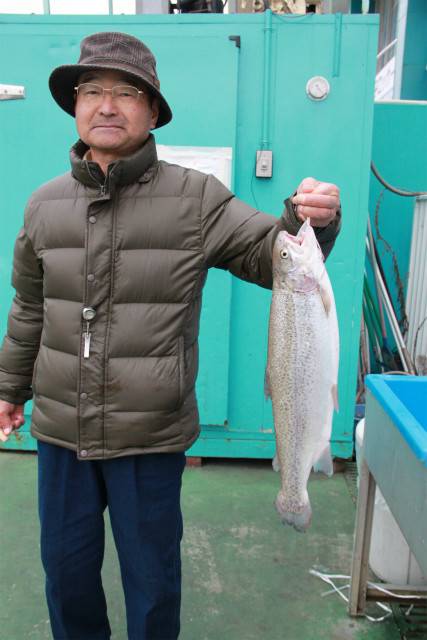 としまえんフィッシングエリア 釣果