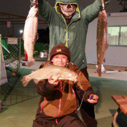 としまえんフィッシングエリア 釣果