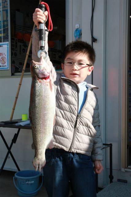 としまえんフィッシングエリア 釣果