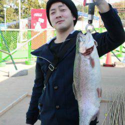 としまえんフィッシングエリア 釣果