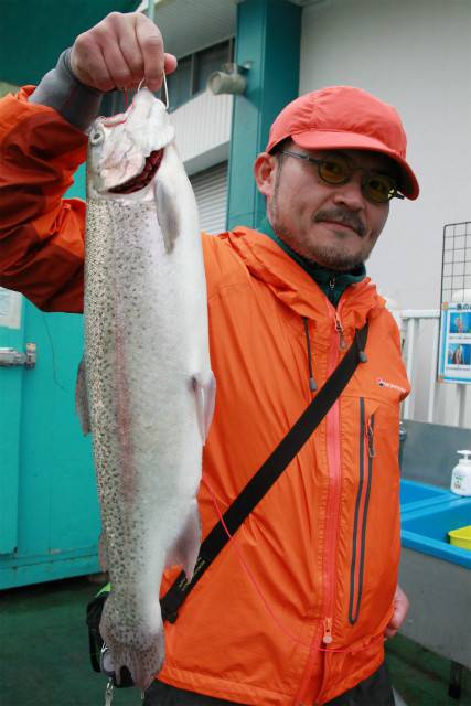 としまえんフィッシングエリア 釣果