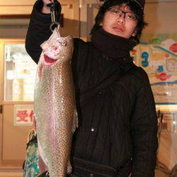 としまえんフィッシングエリア 釣果