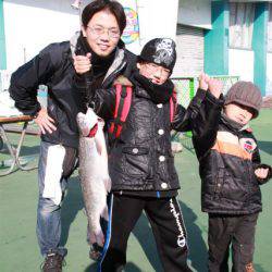 としまえんフィッシングエリア 釣果