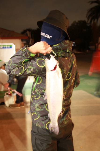 としまえんフィッシングエリア 釣果