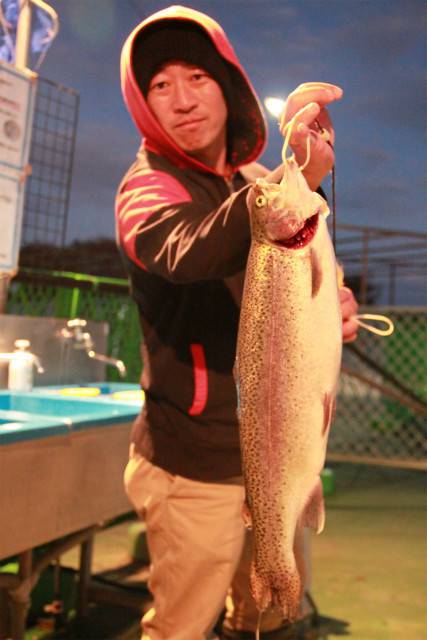 としまえんフィッシングエリア 釣果