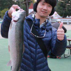 としまえんフィッシングエリア 釣果