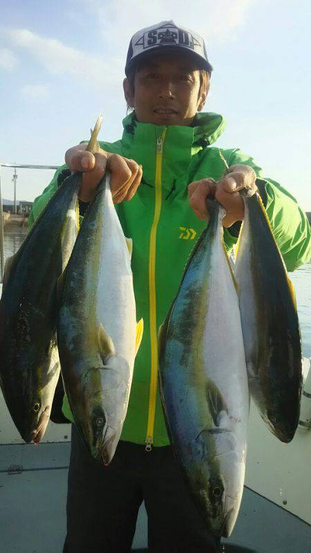 サンマリン 釣果