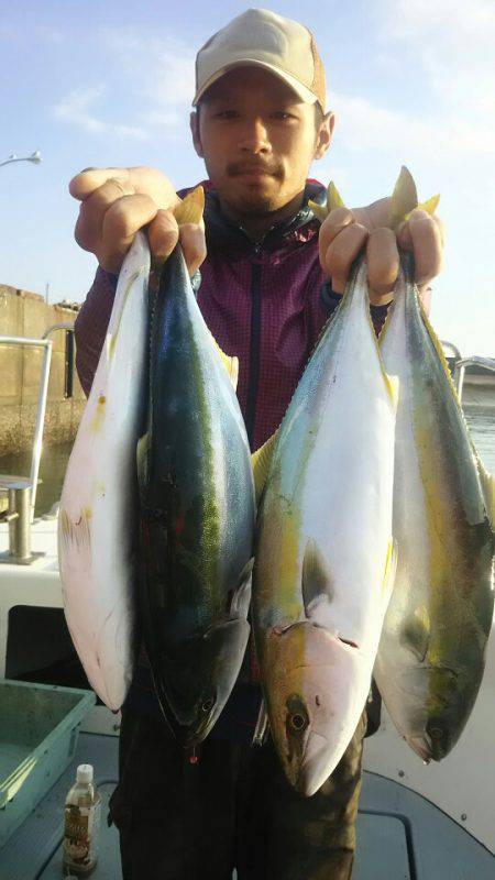 サンマリン 釣果