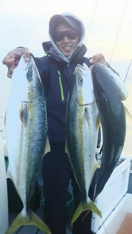 サンマリン 釣果