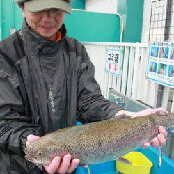 としまえんフィッシングエリア 釣果