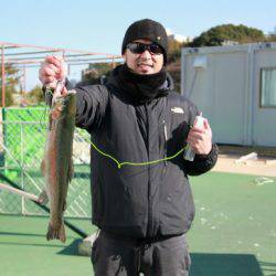 としまえんフィッシングエリア 釣果