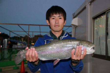 としまえんフィッシングエリア 釣果