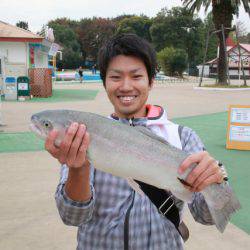 としまえんフィッシングエリア 釣果