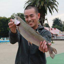 としまえんフィッシングエリア 釣果