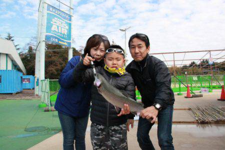 としまえんフィッシングエリア 釣果