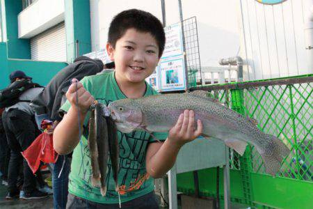 としまえんフィッシングエリア 釣果