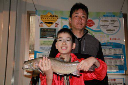 としまえんフィッシングエリア 釣果