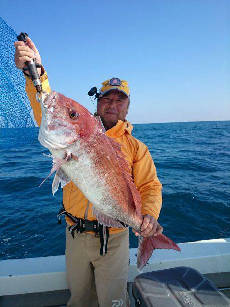 エンペラー 釣果