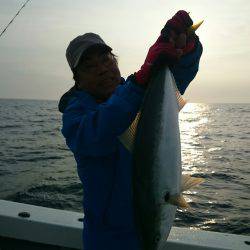 エンペラー 釣果