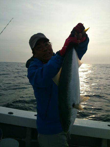 エンペラー 釣果