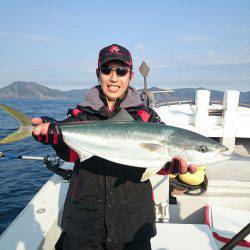 エンペラー 釣果