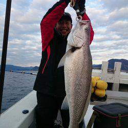 エンペラー 釣果