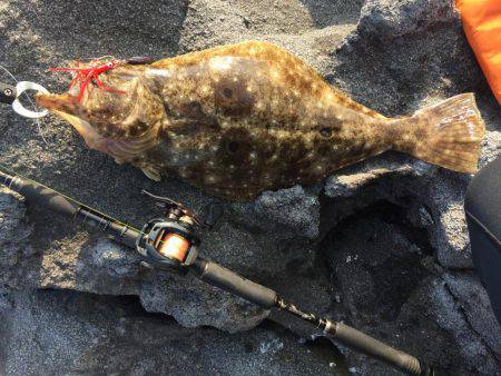 キャンプ場の先で