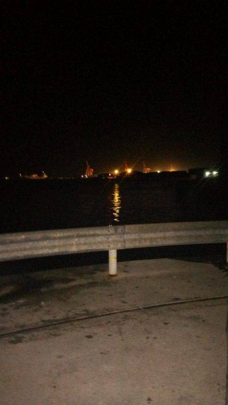 満潮22時半～から