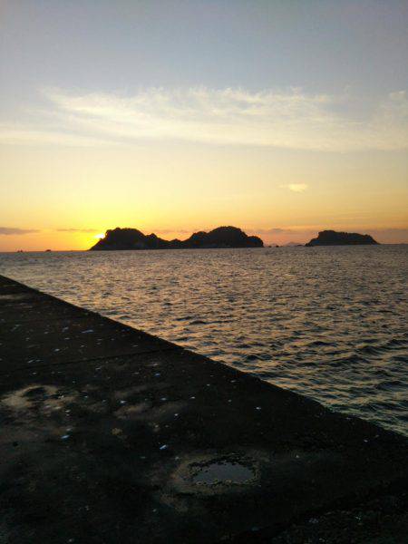 阿南市の辰巳北突堤テンヤでタチウオ