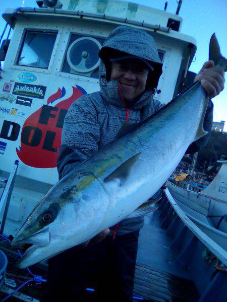 ファイヤードルフィン 釣果