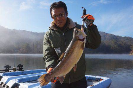 フィッシングレイクたかみや 釣果