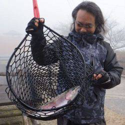 フィッシングレイクたかみや 釣果