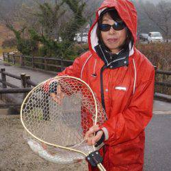 フィッシングレイクたかみや 釣果