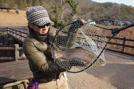 フィッシングレイクたかみや 釣果