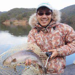 フィッシングレイクたかみや 釣果