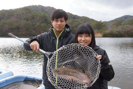 フィッシングレイクたかみや 釣果
