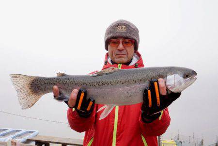 フィッシングレイクたかみや 釣果