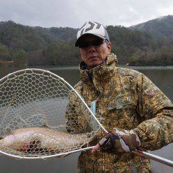 フィッシングレイクたかみや 釣果