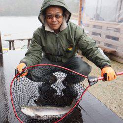 フィッシングレイクたかみや 釣果