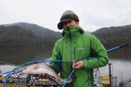 フィッシングレイクたかみや 釣果