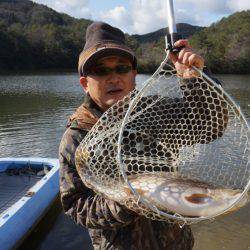 フィッシングレイクたかみや 釣果