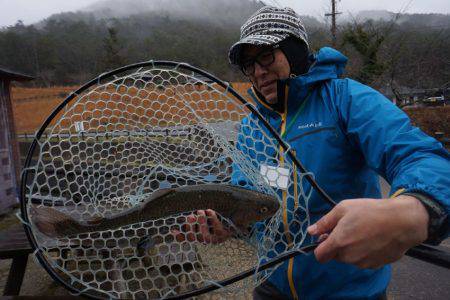 フィッシングレイクたかみや 釣果