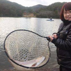 フィッシングレイクたかみや 釣果