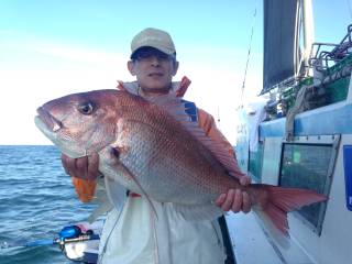 なかくに丸 釣果