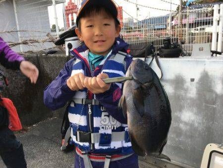 鵜来島家本渡船 釣果