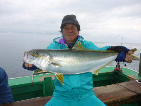 真祐丸 （しんゆうまる） 釣果