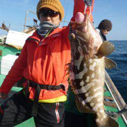 真祐丸 (しんゆうまる) 釣果