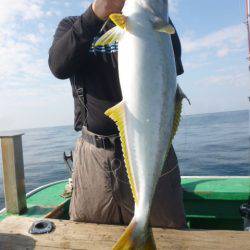 真祐丸 （しんゆうまる） 釣果